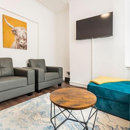 Home Near Anfield And Everton Fc With Free Parking Liverpool Exterior foto